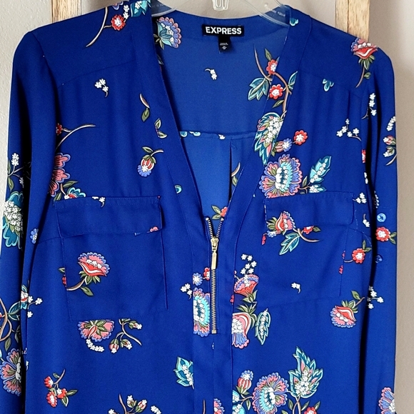 Express Long Sleeve Blouse - Picture 4 of 4